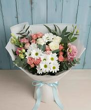 Букет цветов из:  Розы, Лизиантусы и Хризантемы в Андреевской Ростовской области