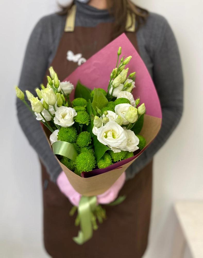 Букет цветов из: Хризантемы и Лизиантусы в Андреевской Ростовской области