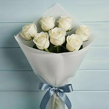 Букет 7 Белых роз Эдлесс Лав в Андреевской Ростовской области