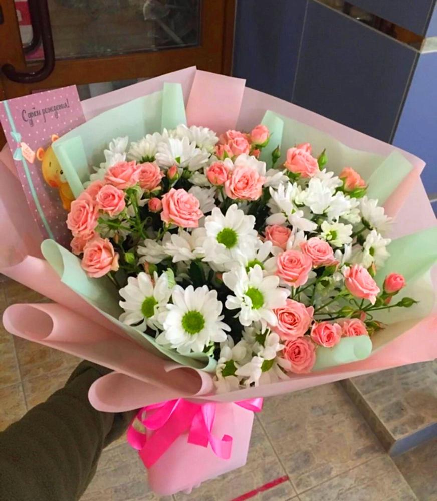 Букет цветов из: Розы и Хризантемы в Андреевской Ростовской области