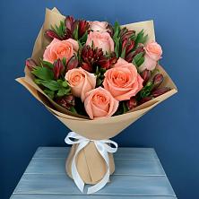 Букет цветов из:  Розы и Альстромерии в Андреевской Ростовской области