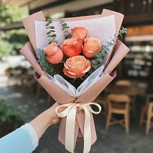 Букет цветов из:  Розы в Андреевской Ростовской области