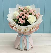 Букет цветов из:  Розы в Андреевской Ростовской области