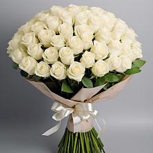 Букет 101 беля роза Белоснежка в Андреевской Ростовской области