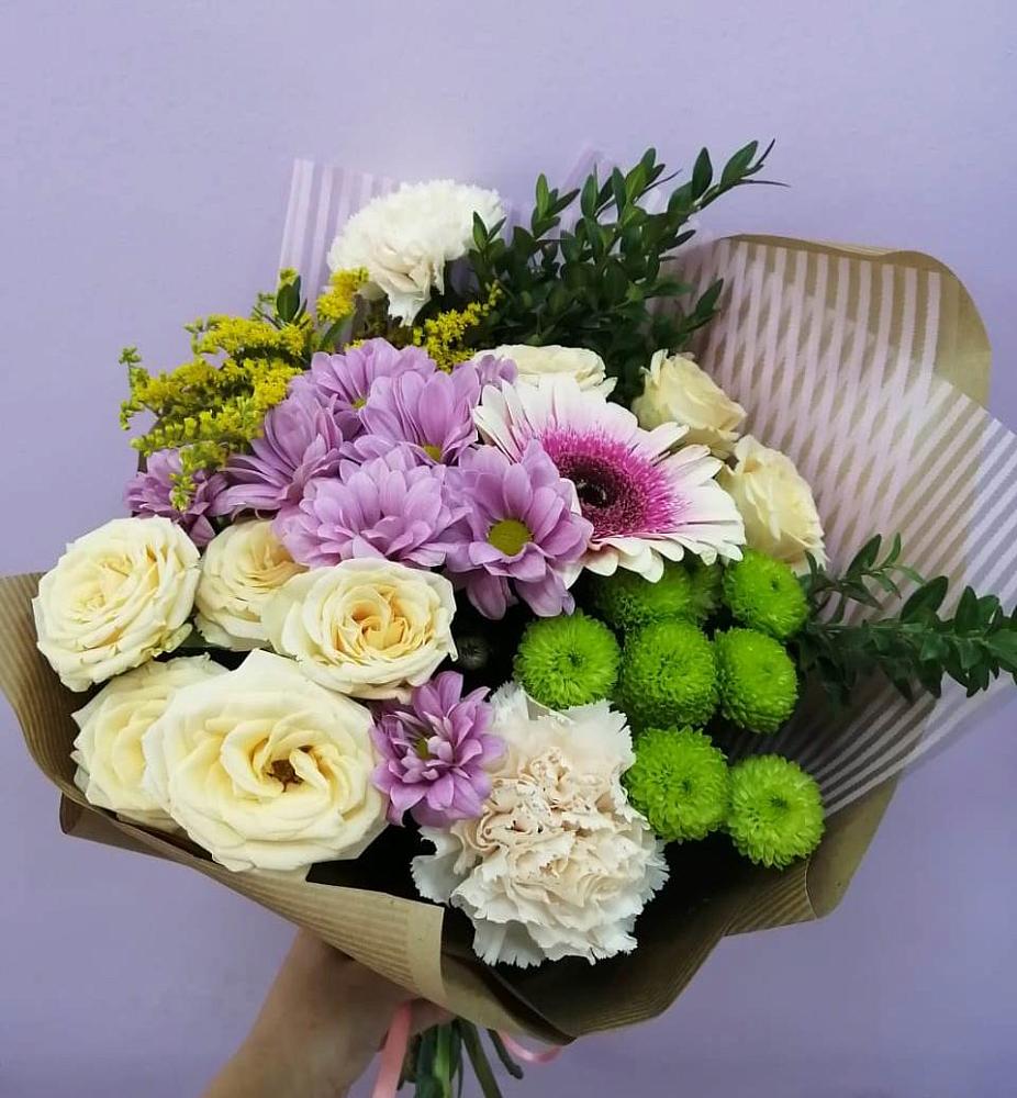 Букет цветов из: Хризантемы, Розы, Гвоздики и Герберы в Андреевской Ростовской области