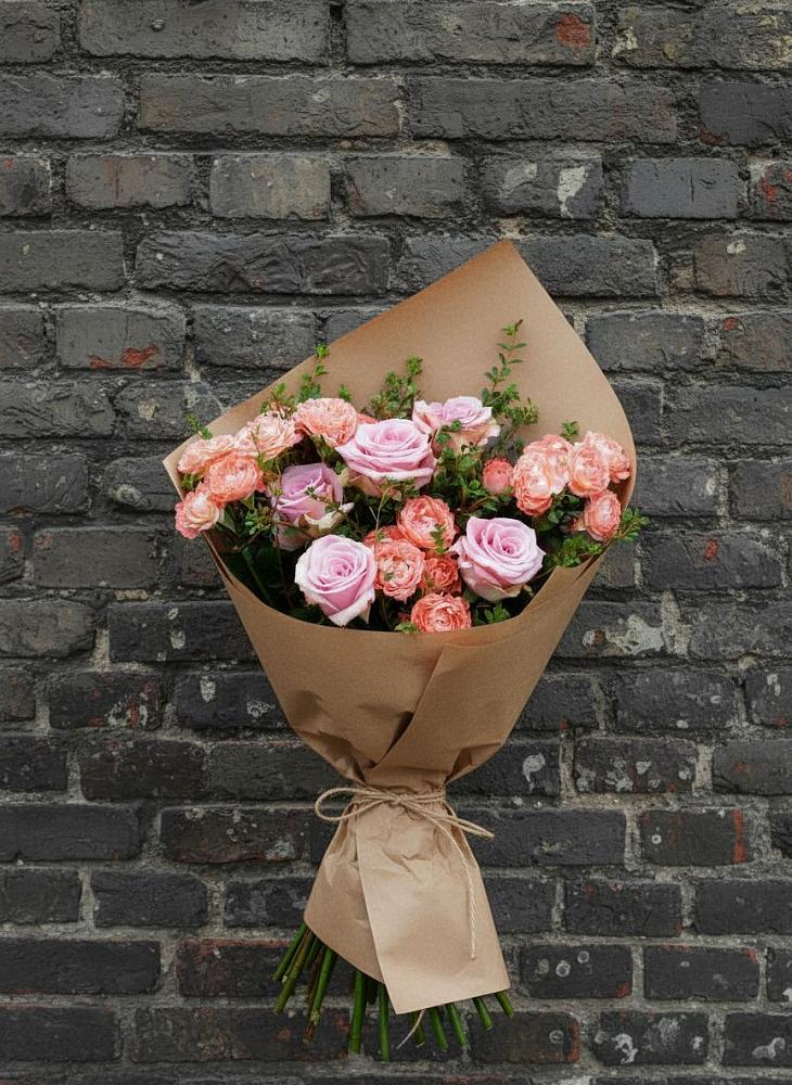 Букет цветов из: Розы в Андреевской Ростовской области