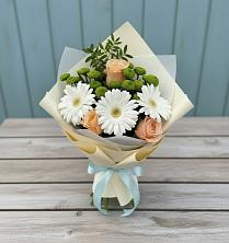 Букет цветов из:  Герберы, Розы и Хризантемы в Андреевской Ростовской области