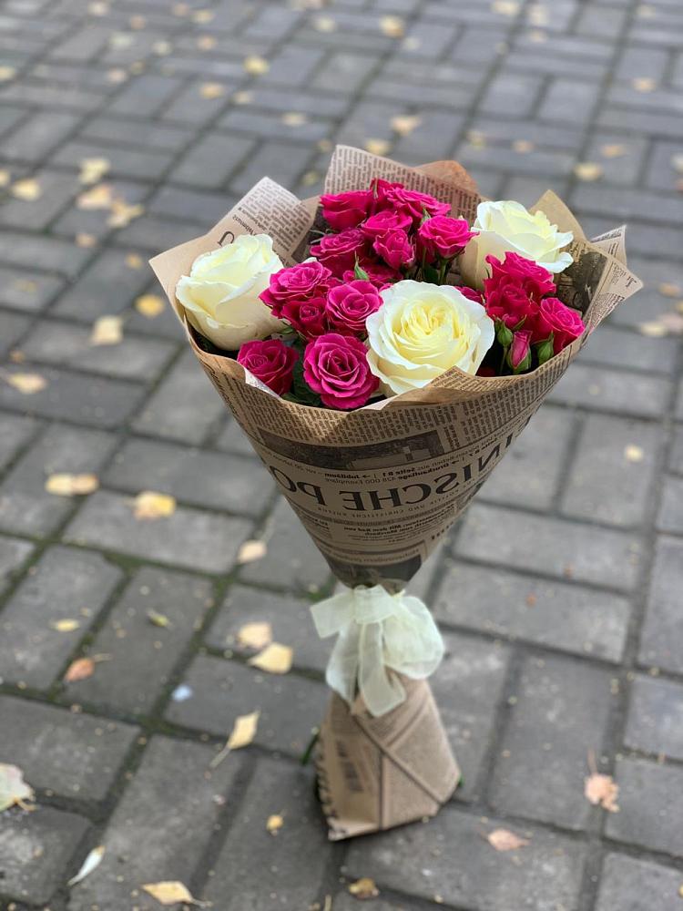 Букет цветов из: Розы в Андреевской Ростовской области