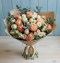Букет цветов из:  Альстромерии и Розы в Андреевской Ростовской области
